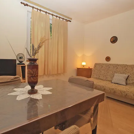 Maja 221 Apartamento *