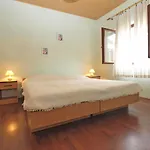 Apartman Maja 221