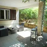 Maja 221 Apartman