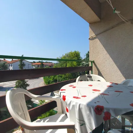 Maja 221 Apartman *